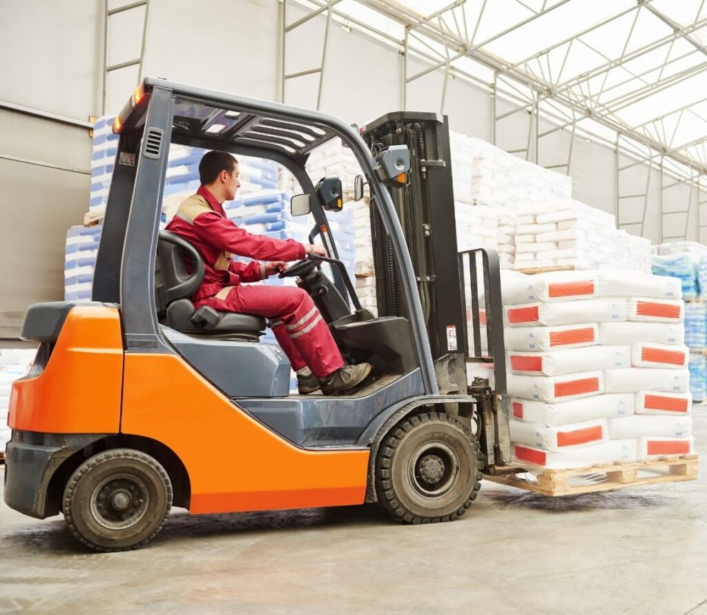 Container stripping and cross-docking operations in Mobile, Alabama with pallet rework and freight consolidation services