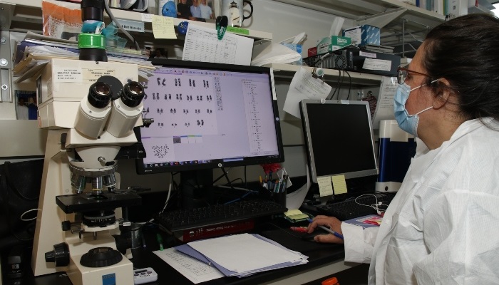 Center for Advanced Molecular Diagnostics