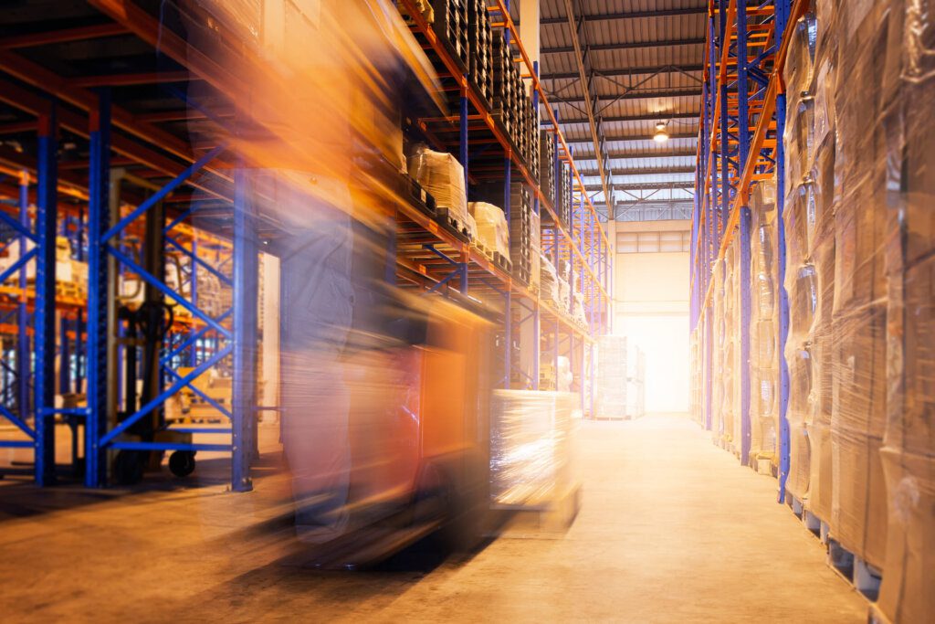 Streamlined food & beverage warehousing solutions with OLIMP, offering FDA-approved, temperature-controlled storage and efficient cross-docking services.