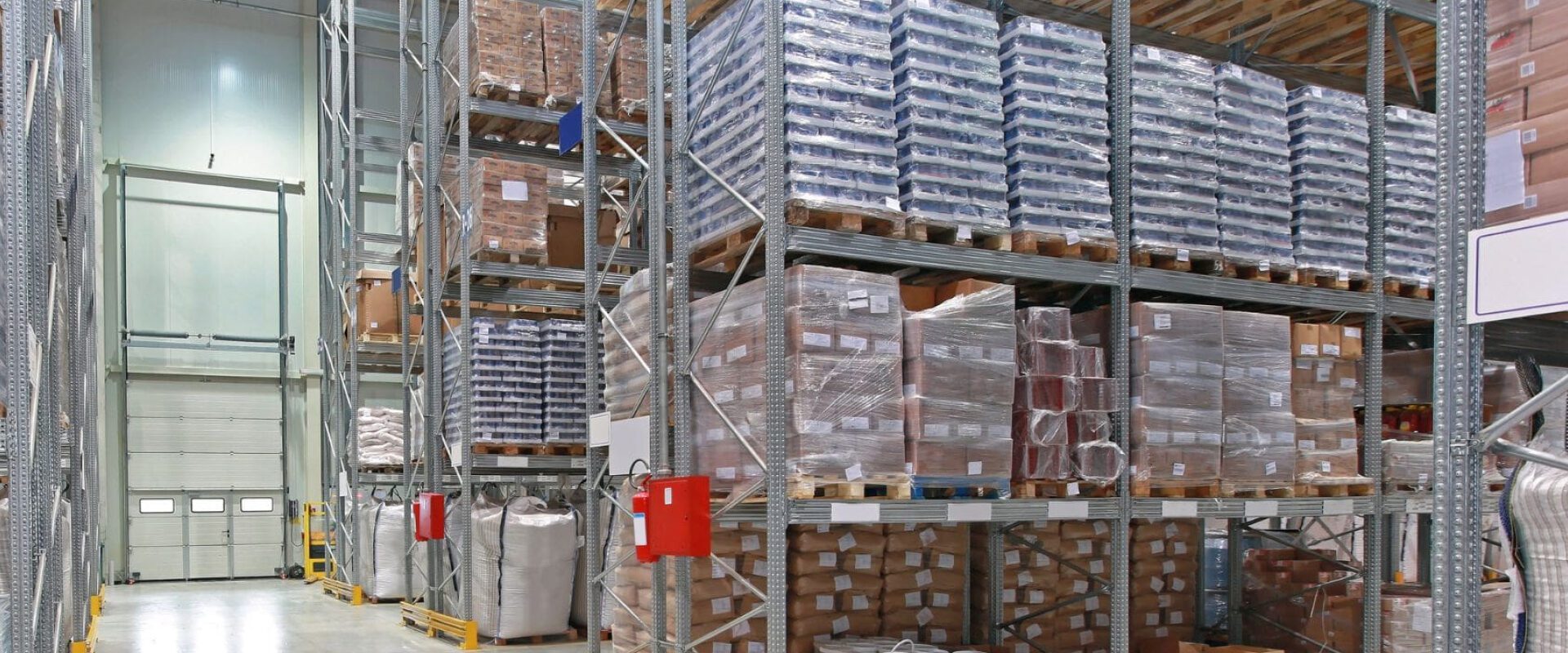 Verified warehouse facilities across North America ready for on-demand logistics services with OLIMP.