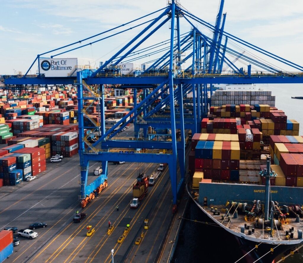 Learn how transloading and drayage services improve your logistics efficiency.