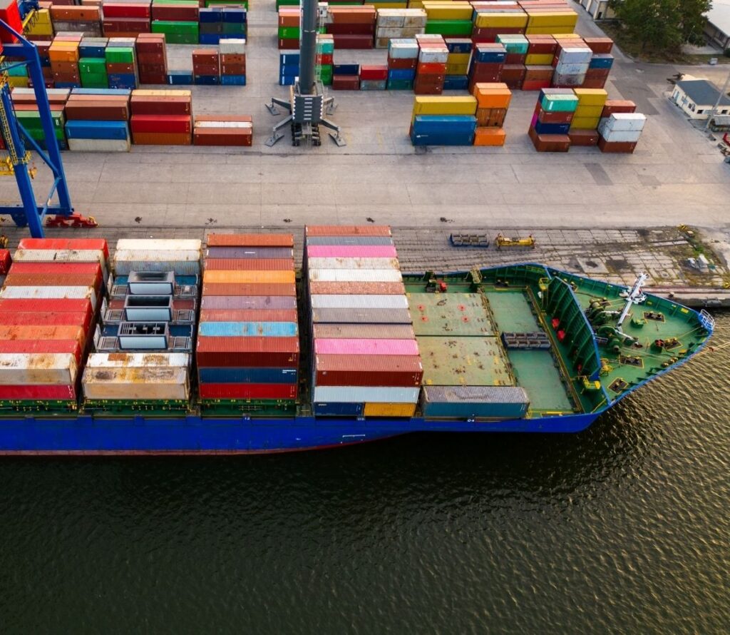 Transloading services in Long Beach CA with fast container devanning and cross-dock solutions near the Port of Long Beach