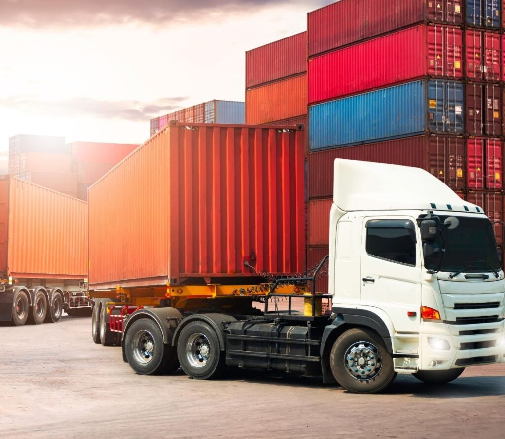 How transloading and drayage improve logistics in Montreal