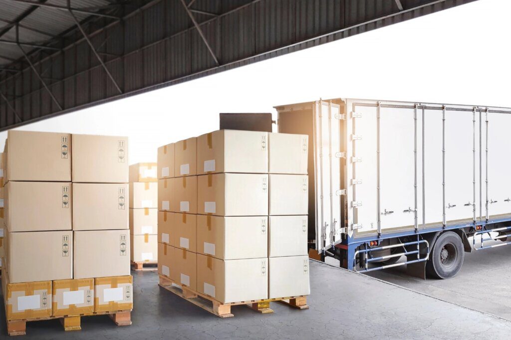 Cross-docking operations in a Chicago warehouse helping carriers reduce wait time and speed up freight transfers.