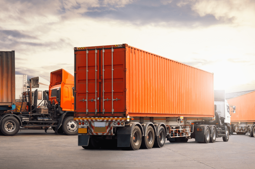 OLIMP Warehouse’s effective drayage services ensure your goods reach their destinations quickly and safely, integrated with advanced transloading solutions.
